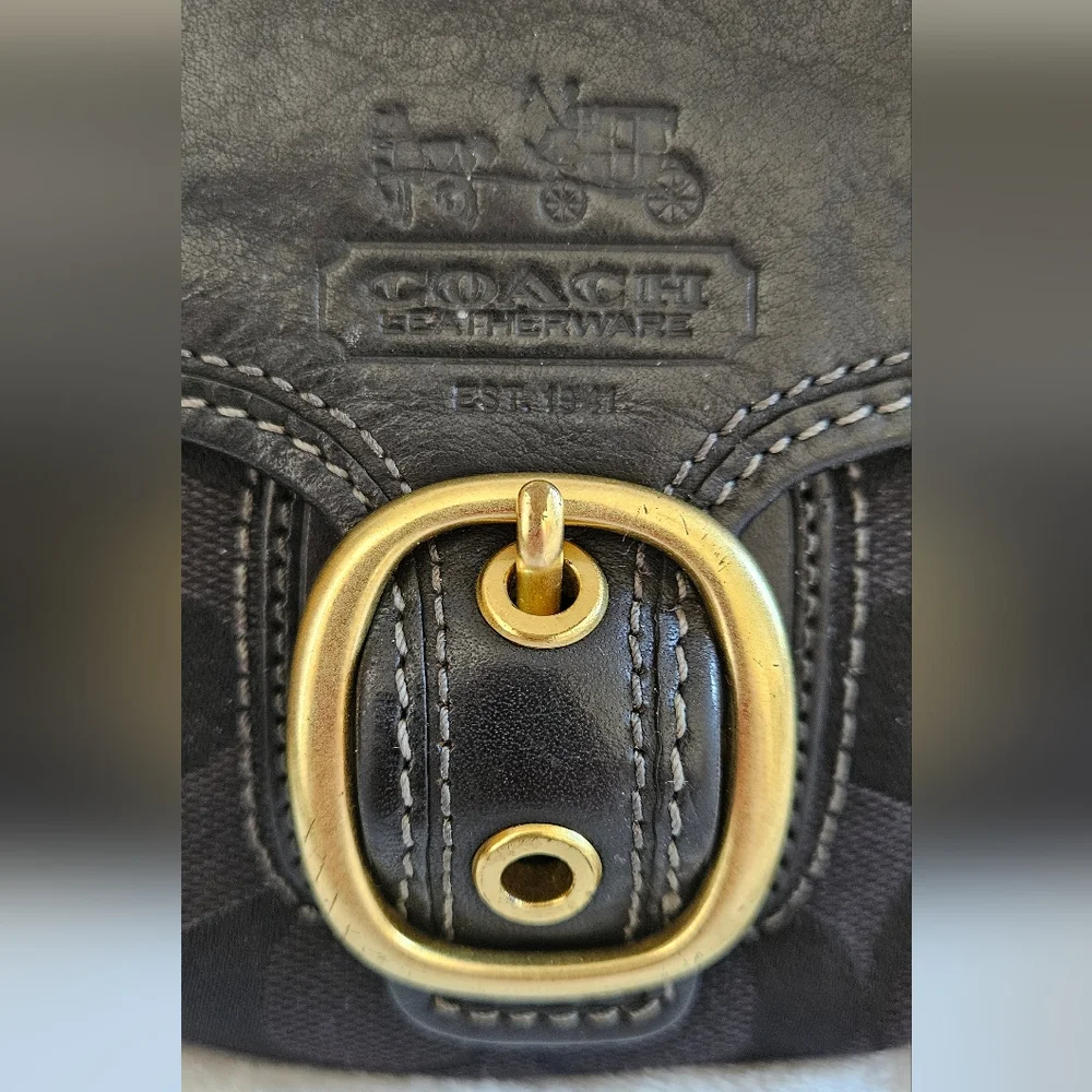 Coach Jacquard leather/canvas vintage Legacy signature wristlet Y2K - Picture 6 of 7